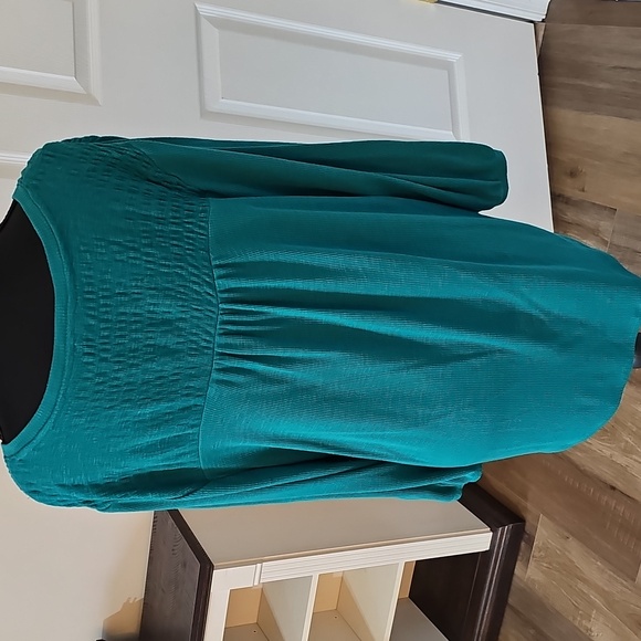 Top - Picture 10 of 16